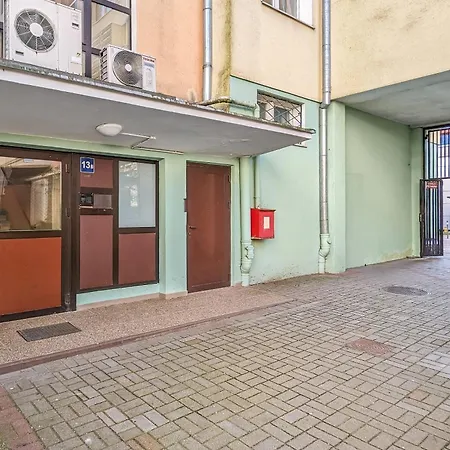 Comfortable With Balcony Located 600 M From The By Renters