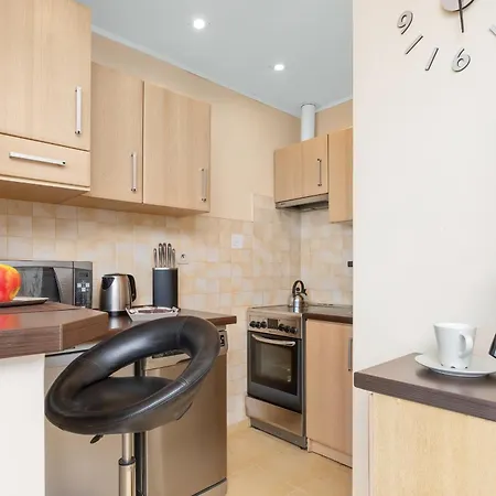 Comfortable With Balcony Located 600 M From The By Rent Like * Gdynia